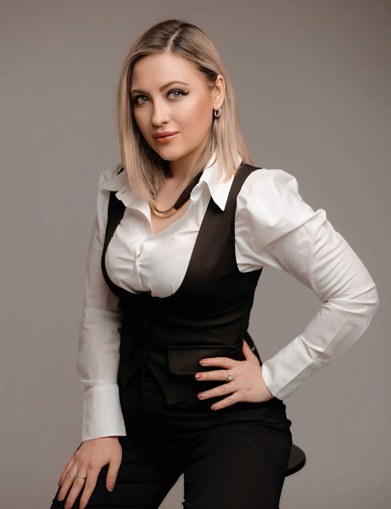 Anna Gold - Emode Digital